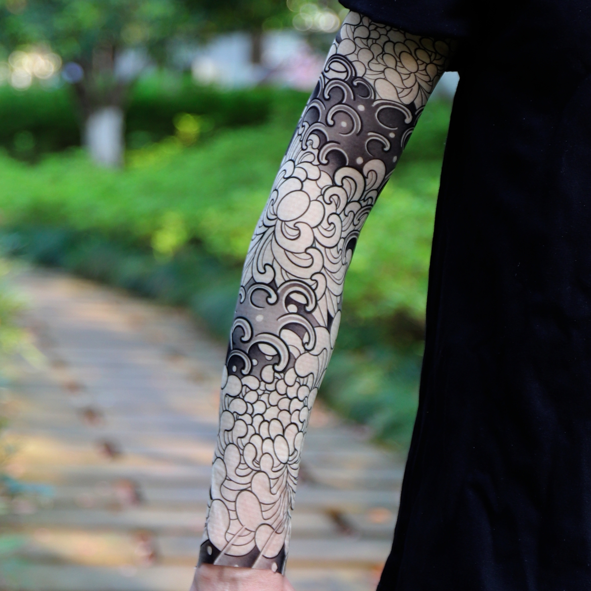 Ultra thin seamle Tattoo Flowe – Travel Accessories Gifts recenzja i cena