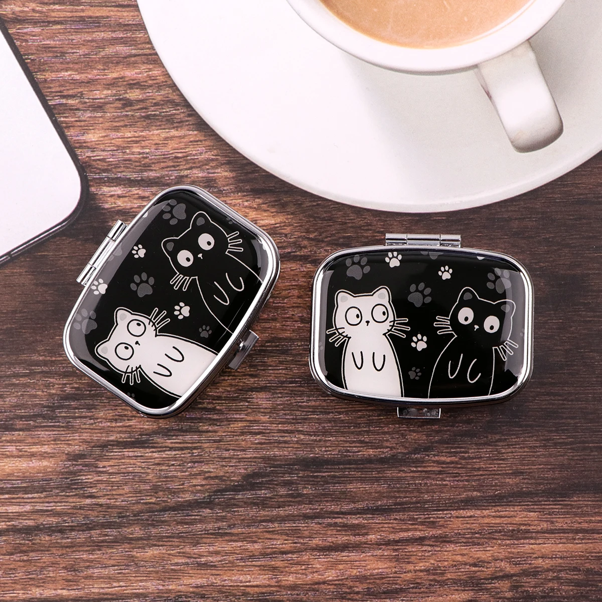 Cartoon Black And White Cat Tr – Travel Accessories Holder recenzja i cena